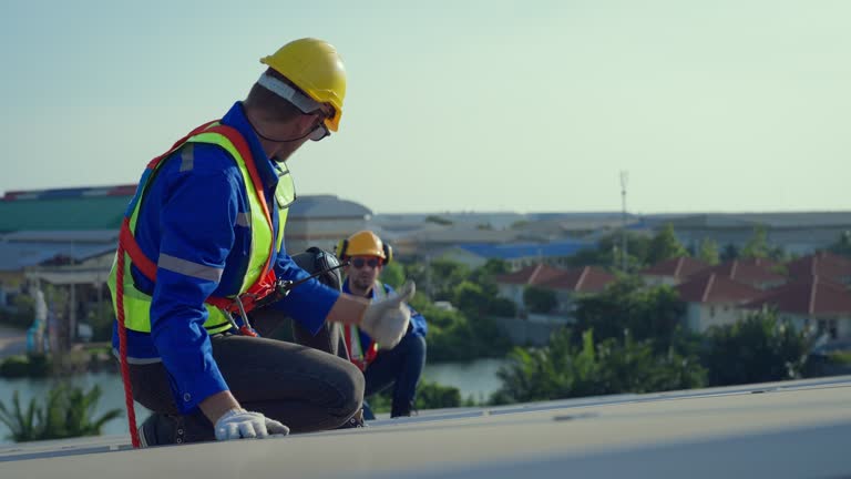 Best Storm Damage Roof Repair  in Clayton, OH